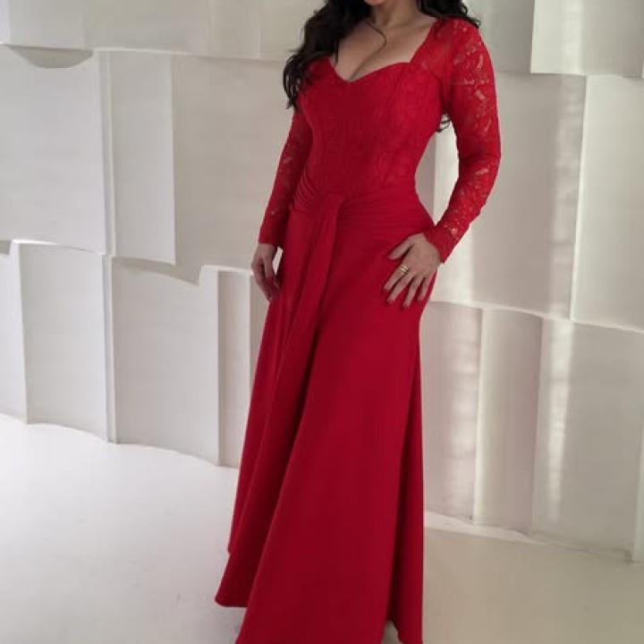 بدلة سهرة لون جديد