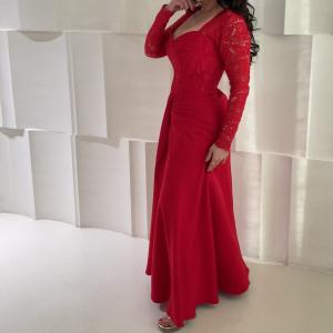 بدلة سهرة لون جديد